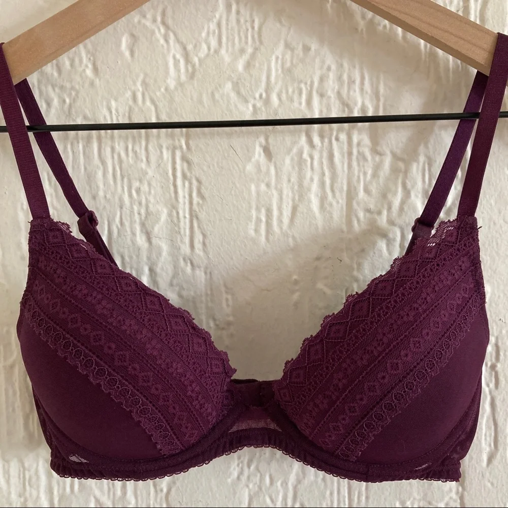 H&M Lace Push Up Bra Size 34B - Picture 2 of 9